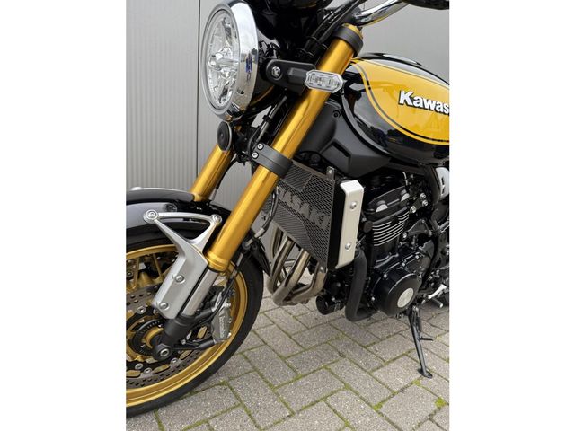 kawasaki - z900rs-se