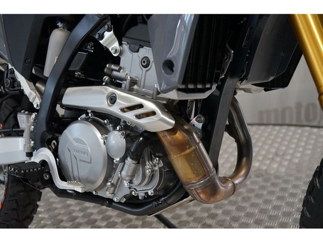 suzuki - dr-z-4-s