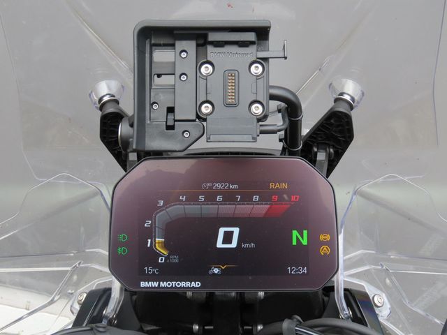 bmw - r-1300-gs-adventure