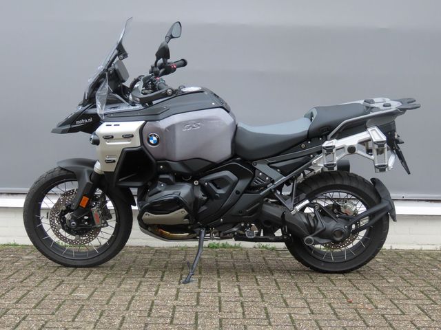 bmw - r-1300-gs-adventure