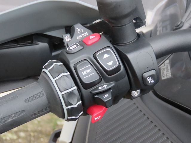 bmw - r-1300-gs-adventure