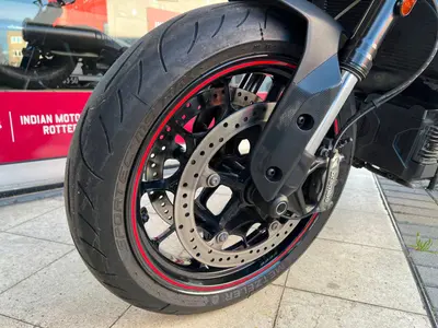 INDIAN MOTORCYCLE FTR 1200 – foto 4