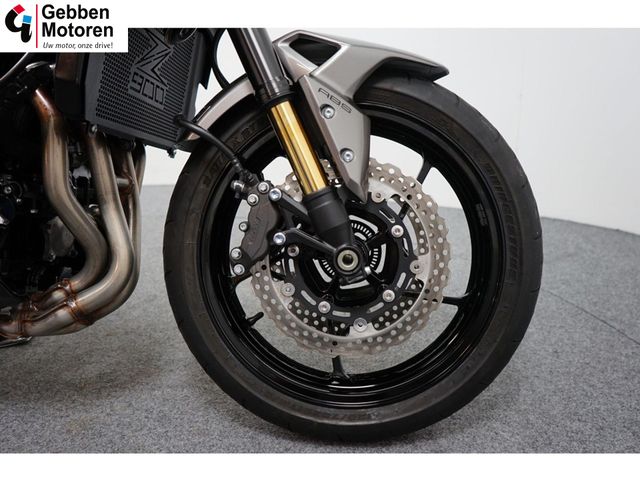 kawasaki - z900