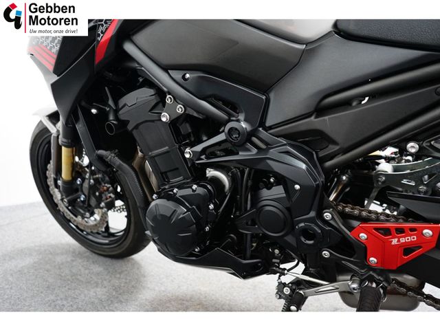 kawasaki - z900
