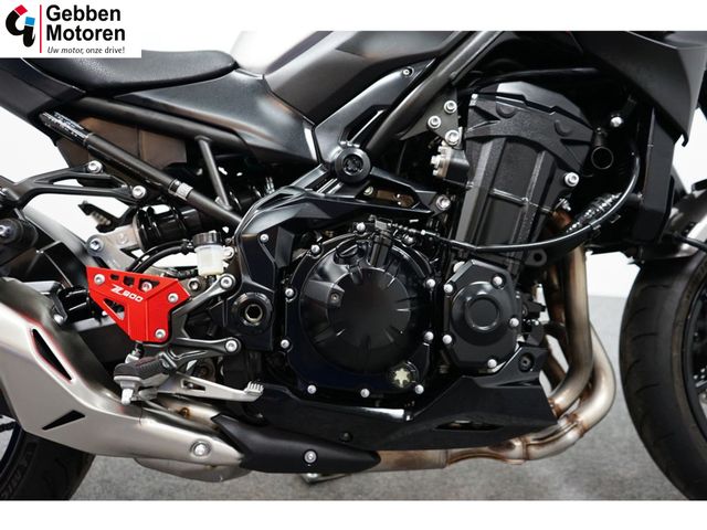 kawasaki - z900