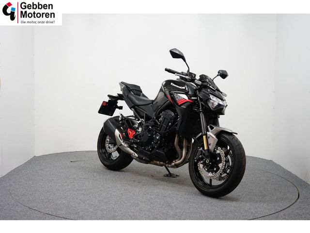 kawasaki - z900