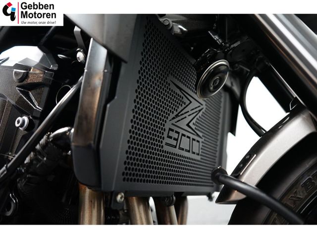 kawasaki - z900