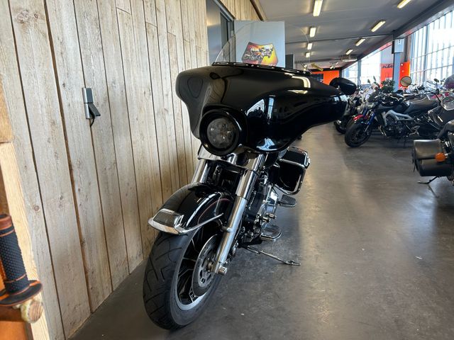 harley-davidson - electra-glide-ultra-classic-flhtcui