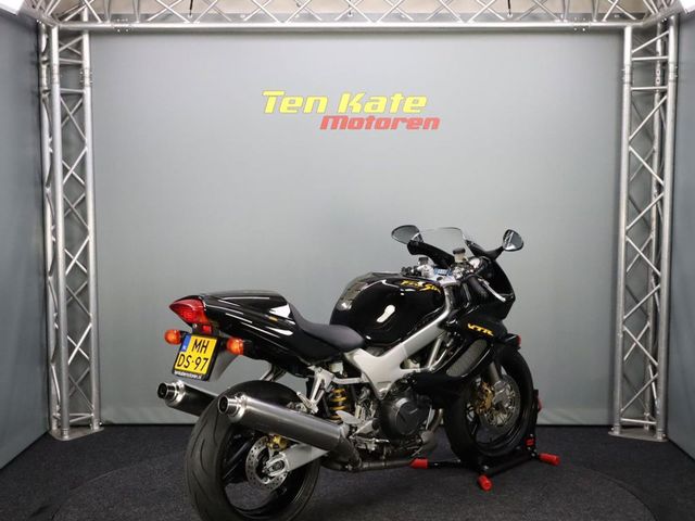 honda - vtr-1000-f-firestorm