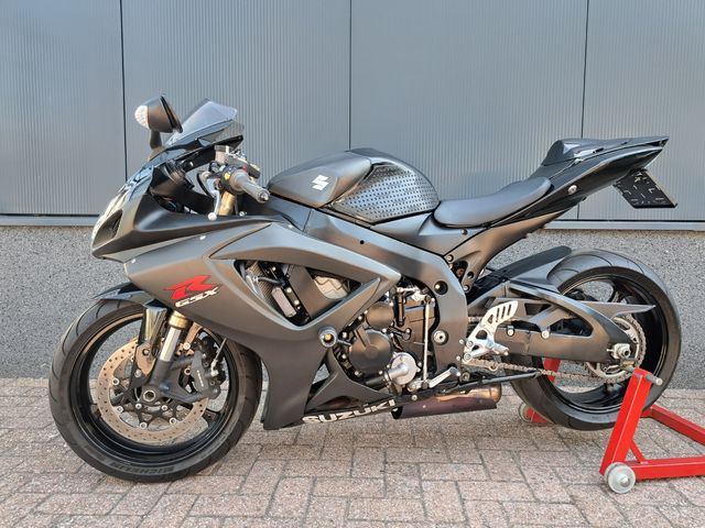 suzuki - gsx-r-600