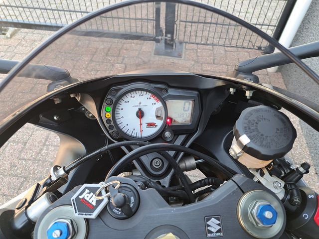 suzuki - gsx-r-600