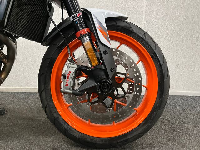 ktm - 890-duke-r