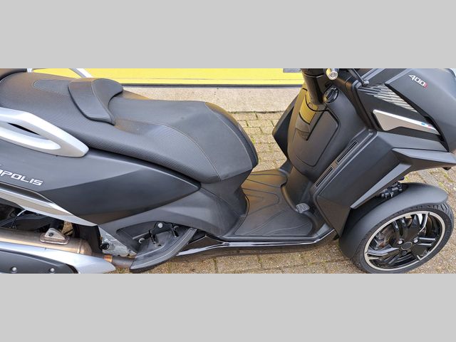 peugeot - metropolis-400