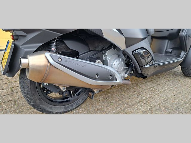 peugeot - metropolis-400