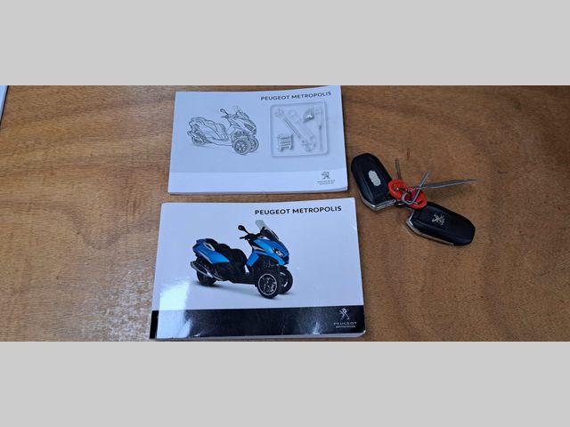 peugeot - metropolis-400