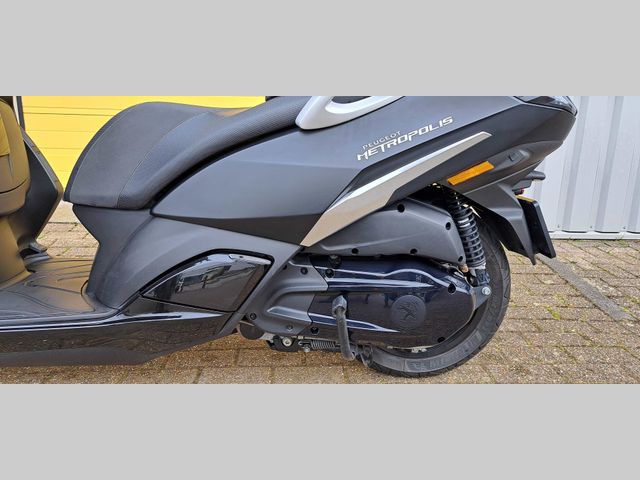 peugeot - metropolis-400