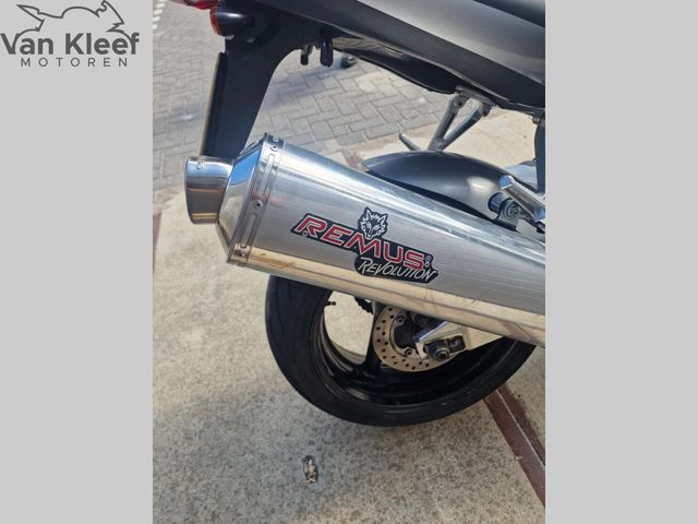 honda - cbr-900-rr-fireblade