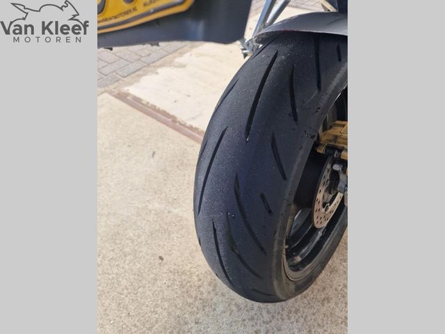 honda - cbr-900-rr-fireblade