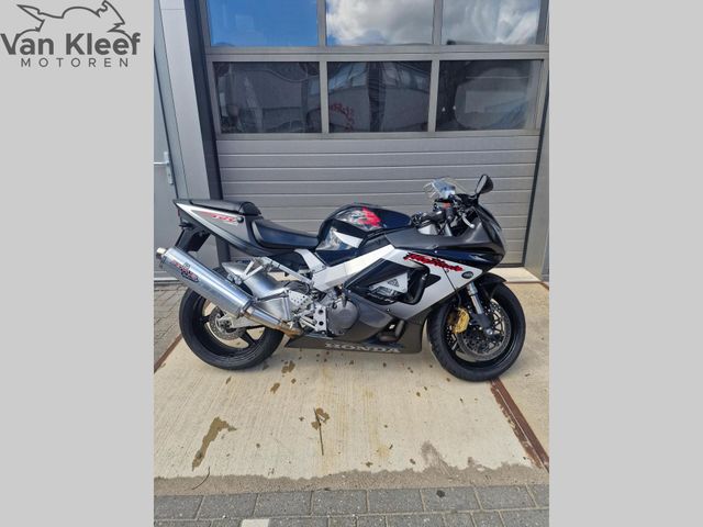 honda - cbr-900-rr-fireblade