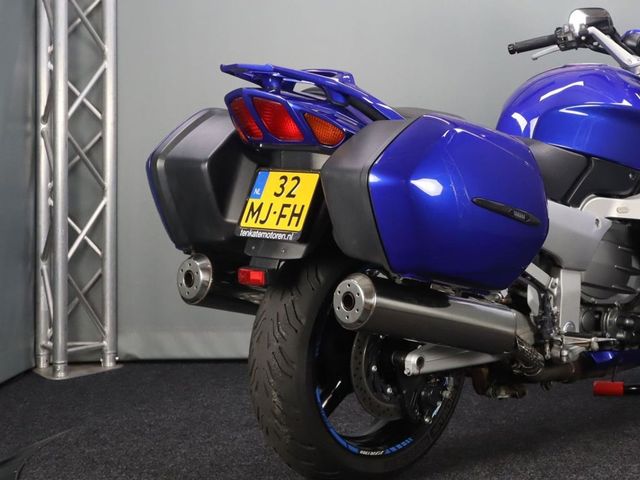 yamaha - fjr-1300