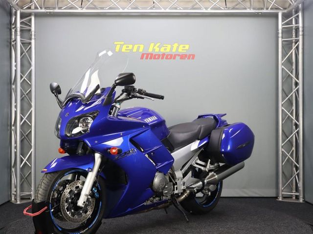 yamaha - fjr-1300