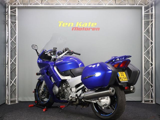 yamaha - fjr-1300