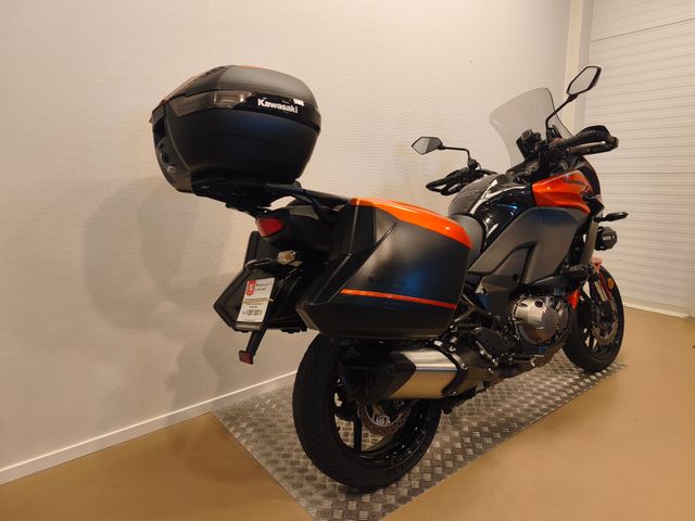 kawasaki - versys-1000-grand-tourer