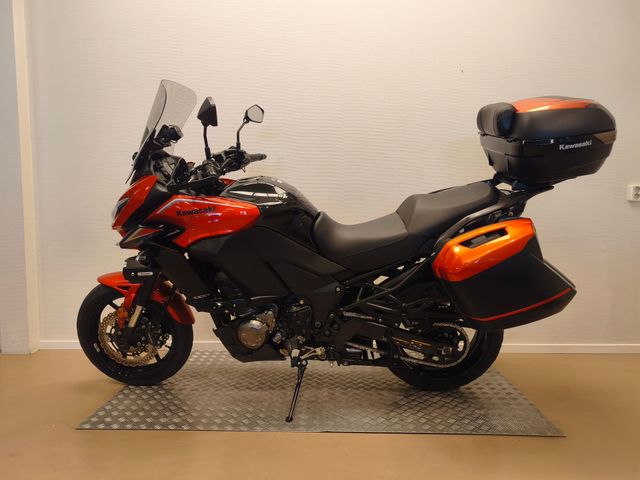 kawasaki - versys-1000-grand-tourer