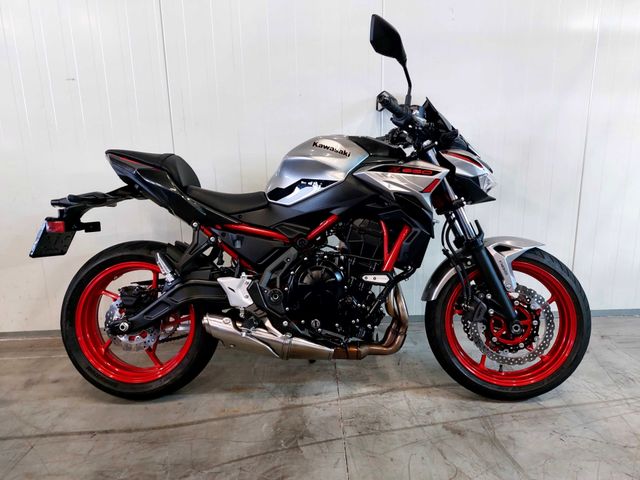 kawasaki - z650