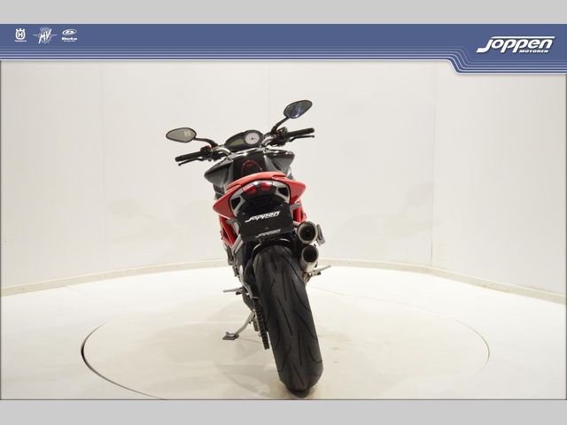 mv-agusta - brutale-910