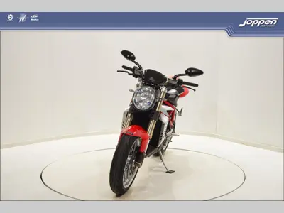 MV AGUSTA BRUTALE 910 – foto 3