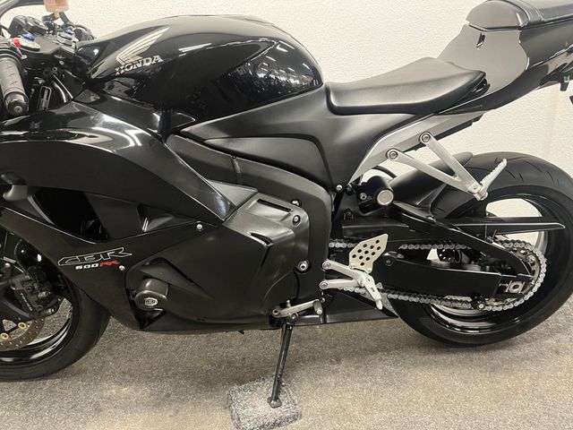 honda - cbr-600-rr