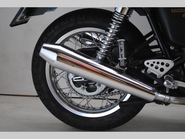 triumph - thruxton-900