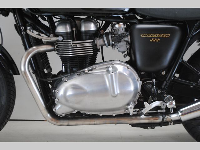 triumph - thruxton-900