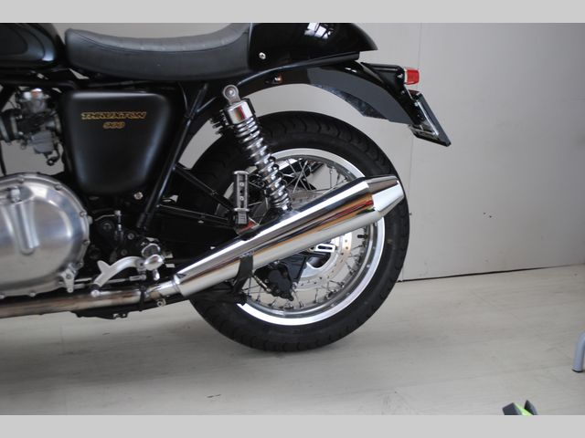triumph - thruxton-900