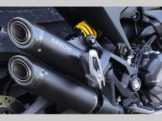 ducati - monster-plus