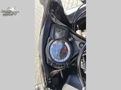 SUZUKI GSX-R 600 – foto 2