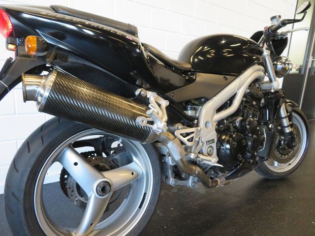 triumph - 955-i-speed-triple