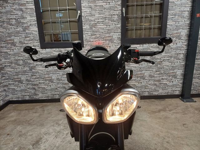 triumph - street-triple-r