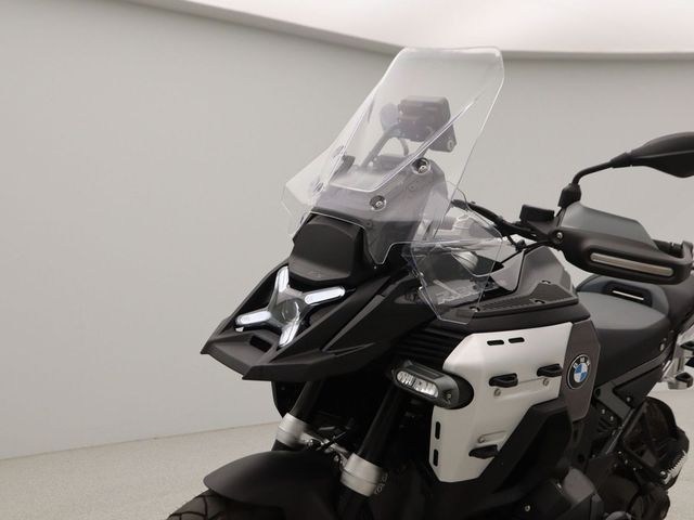 bmw - r-1300-gs-adventure-triple-black