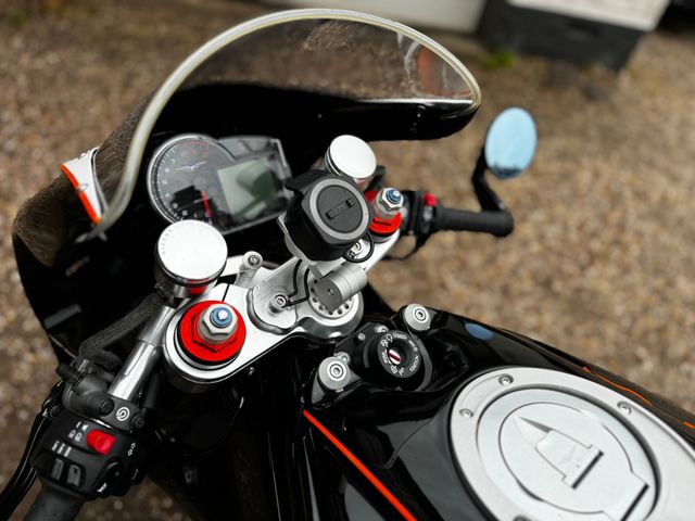 moto-guzzi - ipothesys-aria-v12