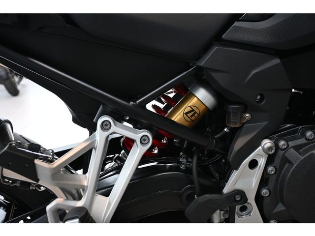 bmw - f-800-gs-triple-black-abs