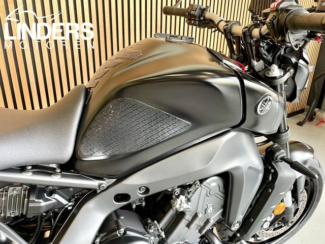 yamaha - mt-09