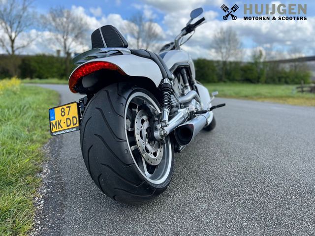 harley-davidson - v-rod-muscle-vrscf