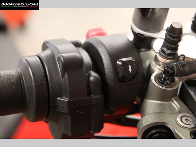 ducati - multistrada-v2-s
