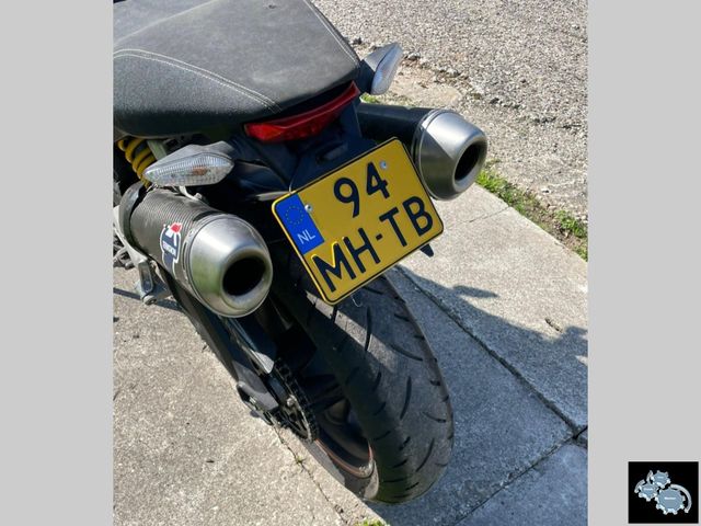 ducati - monster-696