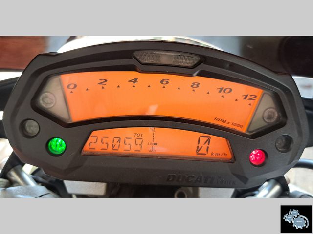 ducati - monster-696