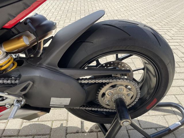 ducati - panigale-v4