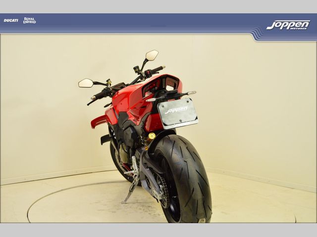ducati - streetfighter-v4s