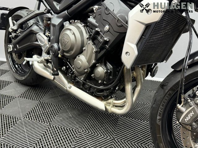 triumph - trident-660